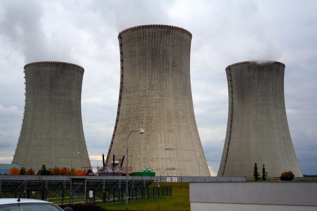 Cooling towers of Dukovany Power Station near Dukovany, Czechia. (Photo: Wikimedia Commons / Frettie)
