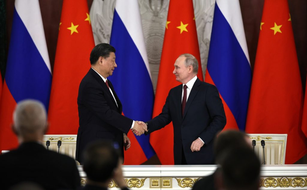 Vladimir Putin welcomes Xi in Moscow during Xi's visit to Russia in March 2023 (Photo: Wikimedia Commons / Kremlin.ru)