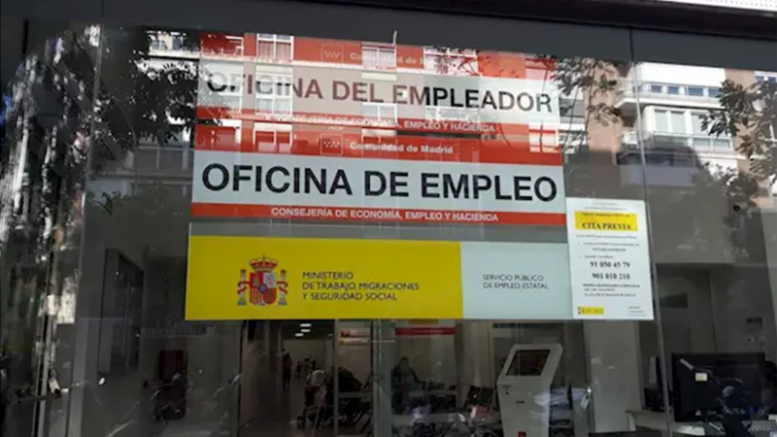 Co-located Unemployment Office & Office of Employer Assistance in Madrid (Photo: EuropaPress)