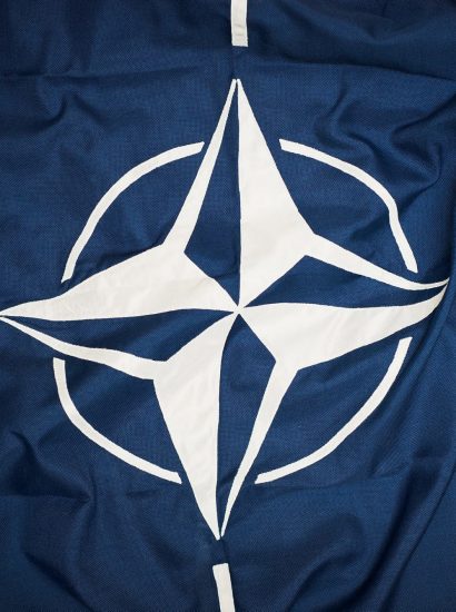 The flag of the North Atlantic Treaty Organization (NATO) (Image: Defense Imagery / Flickr.com)