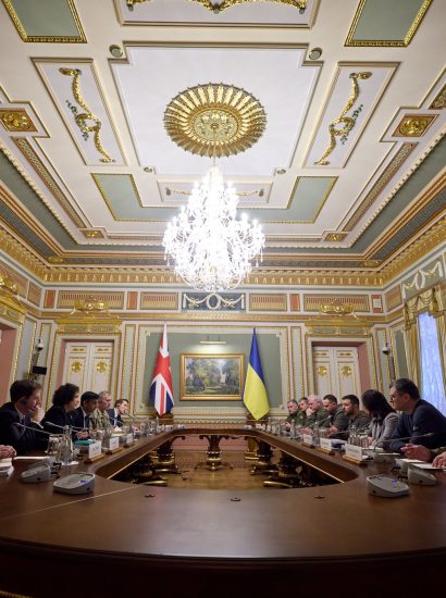 President of Ukraine Volodymyr Zelensky in session with British Prime Minister Rishi Sunak in Kyiv, in 2022 (Source: flickr.com)