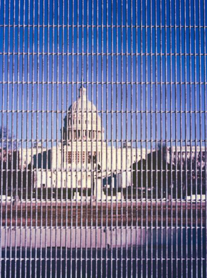 The US Capitol behind a fence (Photo: Ted Eytan / Flickr.com)