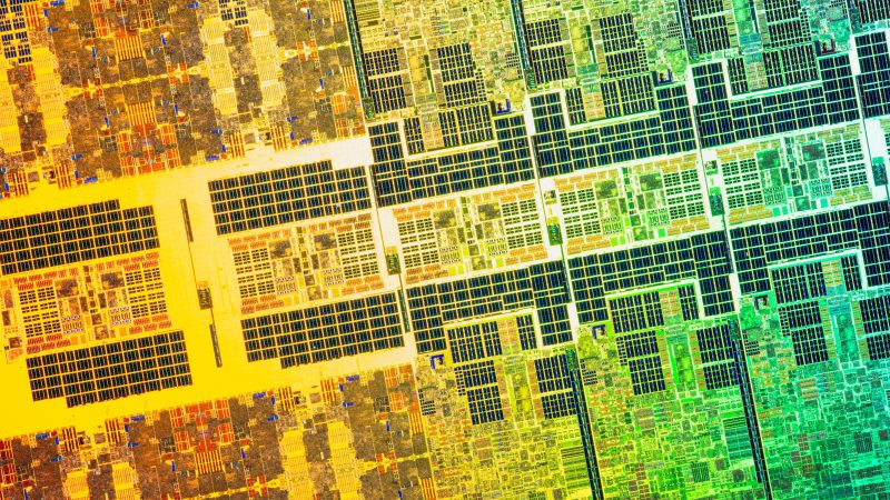 Microscopic image of an Intel processor (Image: Fritzchens Fritz / Wikimedia Commons / Flickr.com)