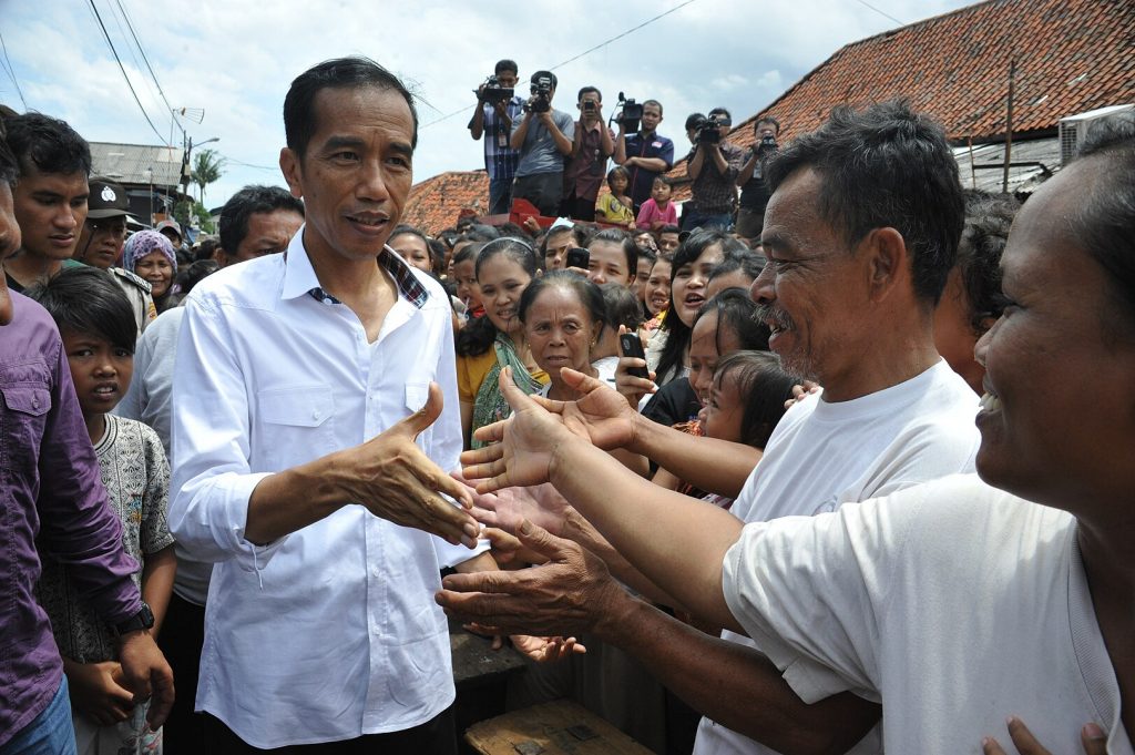 Jokowi on a blusukan neighborhood visit in Jakarta (Photo: Provincial Government of Jakarta)