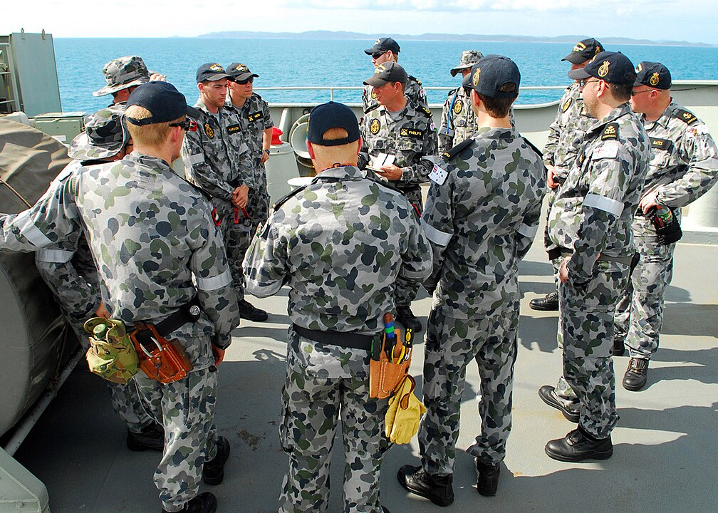 Royal Australian Navy Petty Officer Craig Phelps conducts a safety briefing prior to dropping anchor aboard the Royal Australian Navy ship HMAS Tobruk (L50)(U.S. Navy photo by Mass Communication Specialist 2nd Class Eddie Harrisond)