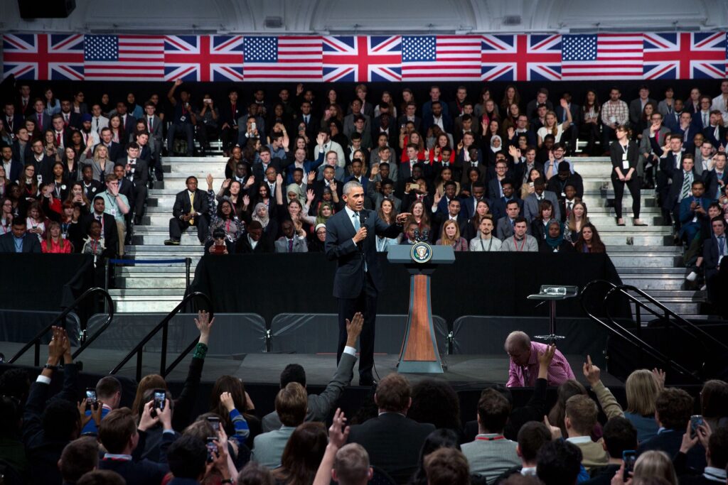 President Barack Obama takes questions during a town hall meeting with an audience from the U.S. Embassy’s Young Leaders UK program in April 2016. (Photo: Lawrence Jackson)