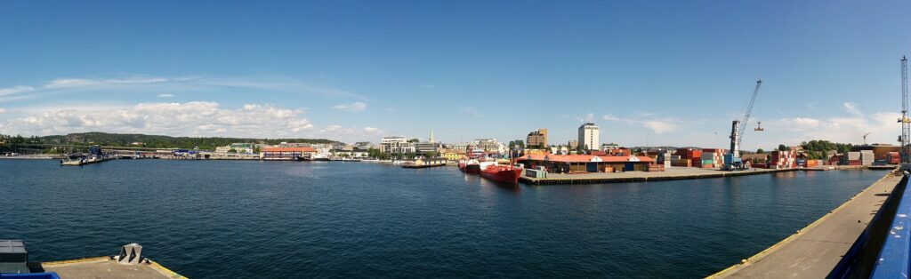 Kristiansand harbour, Norway (Photo: Tecfan / Wikimedia Commons)