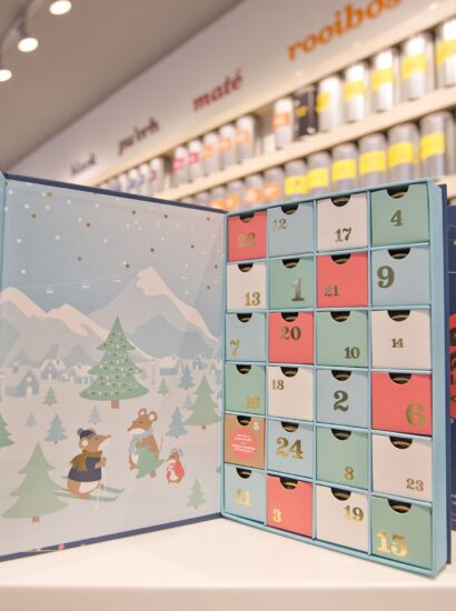 DAVIDsTEA at Tsawwassen Mills Outlet Shopping Mall, Vancouver, Canada. Photo: GoToVan / Flickr. CC BY 2.0