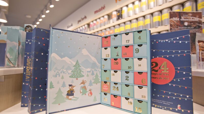 DAVIDsTEA at Tsawwassen Mills Outlet Shopping Mall, Vancouver, Canada. Photo: GoToVan / Flickr. CC BY 2.0