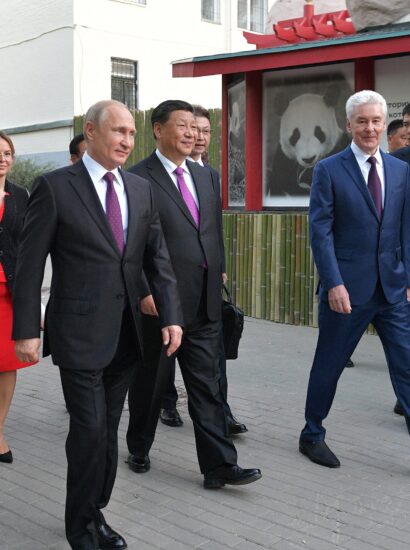 Chinese leader Xi Jinping presented two pandas to Moscow Zoo at a ceremony with Vladimir Putin on June 5, 2019 (Photo: Kremlin.ru / Wikimedia Commons)