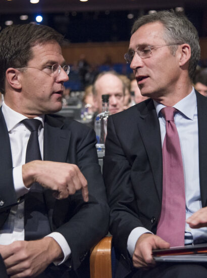 NATO Secretary General Stoltenberg sits with Dutch PM Rutte before his NPA address, 2014. Photo: NATO North Atlantic Treaty Organization / Flickr, CC BY-NC-ND 2.0