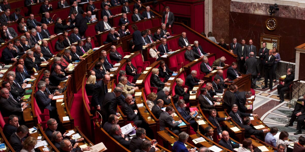 Opposition benches during the formal vote on the law opening marriage to same-sex couples – National Assembly in 2013. Photo source: Ericwaltr / Wikimedia Commons, CC BY-SA 3.0