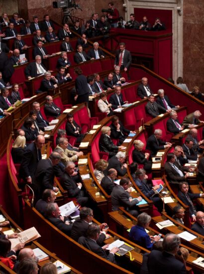 Opposition benches during the formal vote on the law opening marriage to same-sex couples – National Assembly in 2013. Photo source: Ericwaltr / Wikimedia Commons, CC BY-SA 3.0