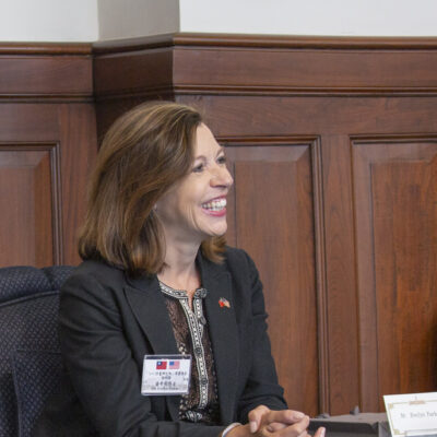 Evelyn N. Farkas (Photo: Mori / Office of the President / Wikimedia Commons)