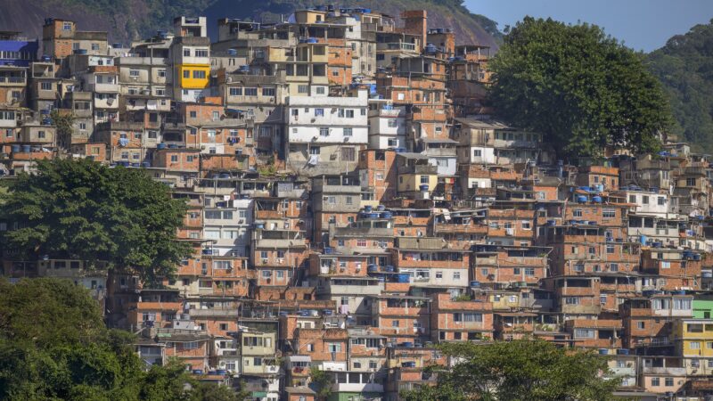 Rocinha, Rio de Janeiro Project. Photo source: Wilfredor / Wikimedia Commons, Public Domain.