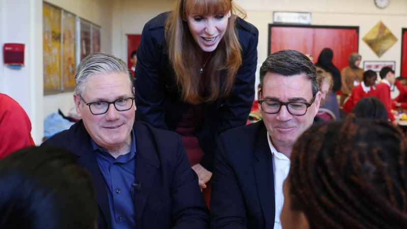 Manchester, United Kingdom. Prime Minister Keir Starmer visits Holy Trinity Church of England Primary School with Andy Burnham, Mayor of Greater Manchester, 13 April 2026. Photo source: Lauren Hurley / No. 10 Downing Street / Wikimedia Commons (Open Government Licence v3.0).