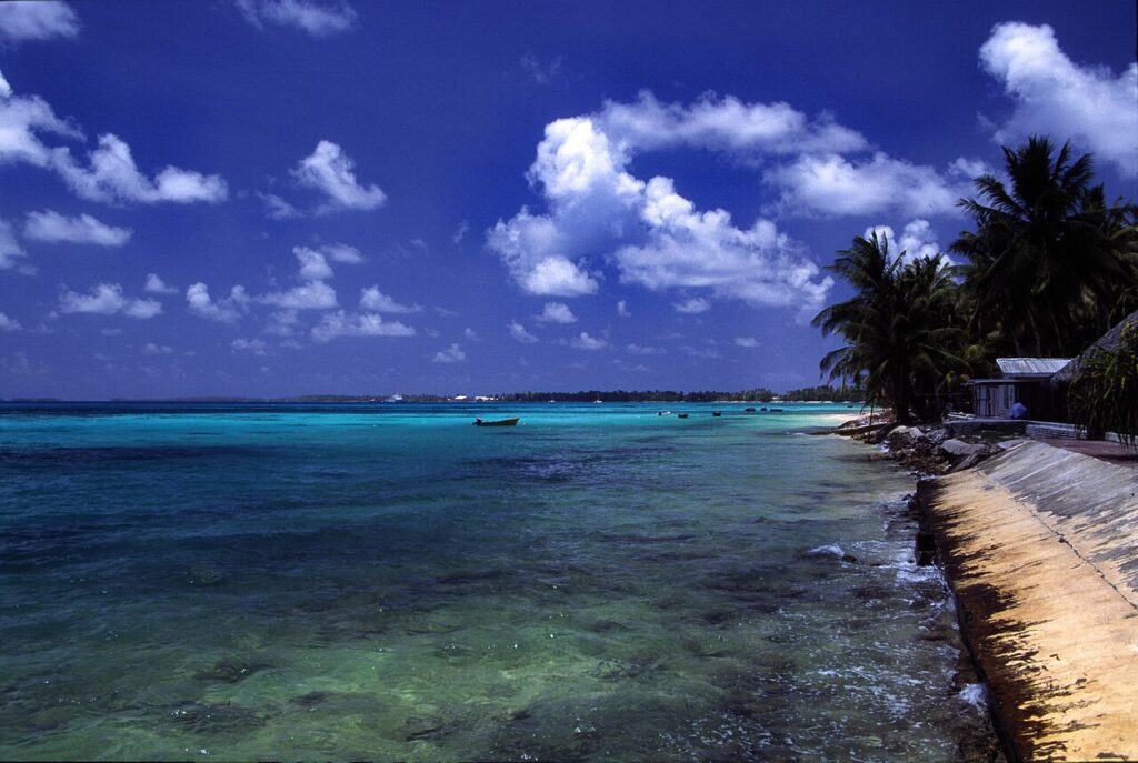 Tuvalu, atoll