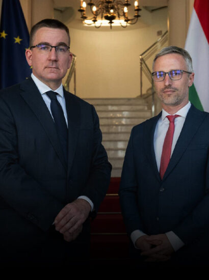 Andras Racz Deputy Director and Botond Feledy Director General of the Hungarian Institute of International Affairs (Photo: Hungarian Institute of International Affairs)