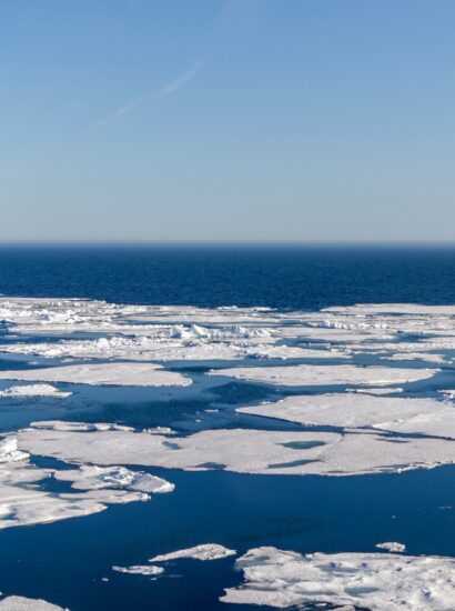 A sea of ice in the Arctic Circle near Canada. Photo source: Hector John Periquin / Unsplash.